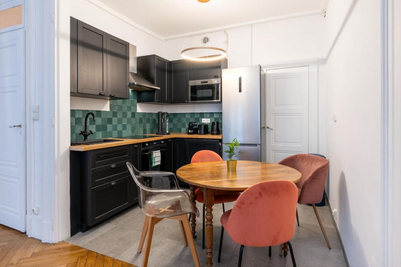 Le Savoir Lyon Extérieur photo